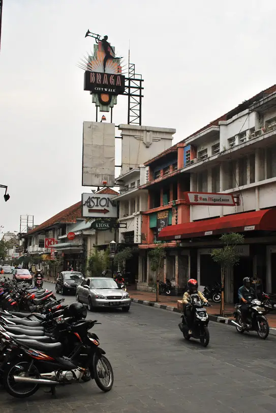 Jalan Braga Bandung Indonesia